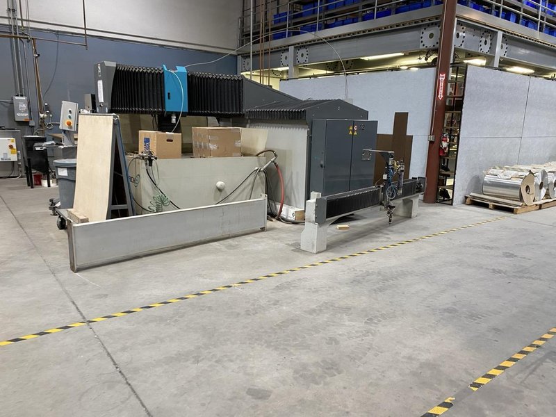 6′ x 10′ Flow Mach 2030B CNC Waterjet, 2015