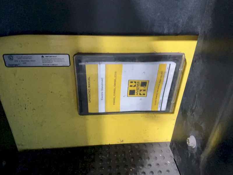 HYSTER 2850 LBS ELECTRIC STAND-UP FORKLIFT  -  E30HSD3-18