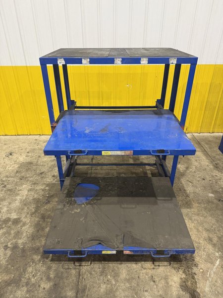 (4) 1,000 LB CAPACITY DIE RACKS W/ SLIDING SHELVES: YOBRO #24478