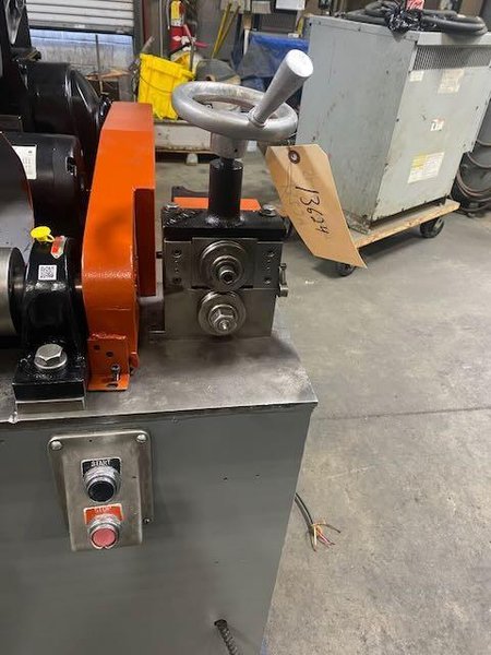 Shuster Model 18SFT Dual Arbor Wire Straightener