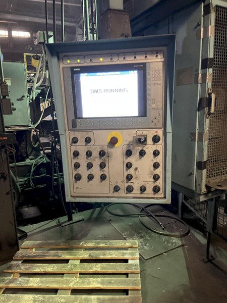 1996 Disamatic model 2013 mk5-b s/n 96.2593with amc and sbc conveyors, core setter and pattern changer, feed belt with aerator, mold count 17,725,253, no vacuum system