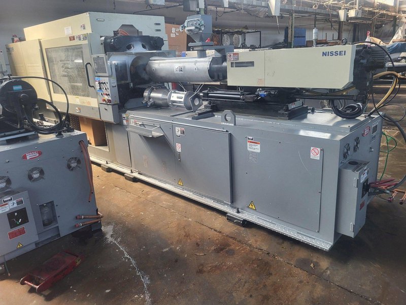 Nissei Used FN4000-36A Injection Molding Machine, 200 Ton, 9.6 oz.