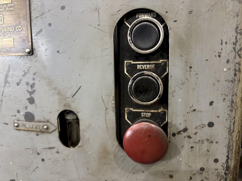 2&quot; OSTER MODEL #702 LB STATIONARY DIE PIPE THREADER: STOCK #22858