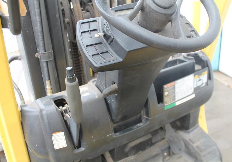 4400 LBS HYSTER LP GAS FORKLIFT: STOCK #63860