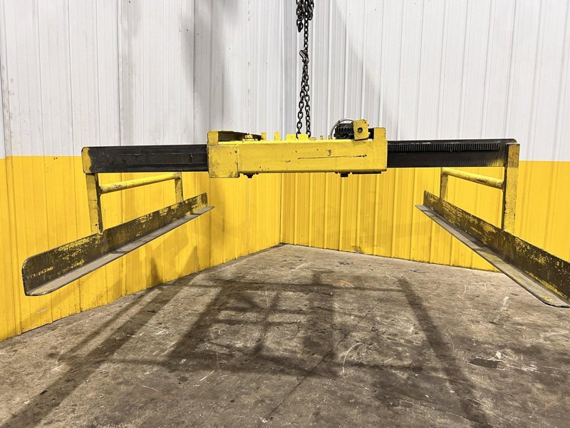 5 TON CAPACITY SHEET LIFTER: YOBRO #24600