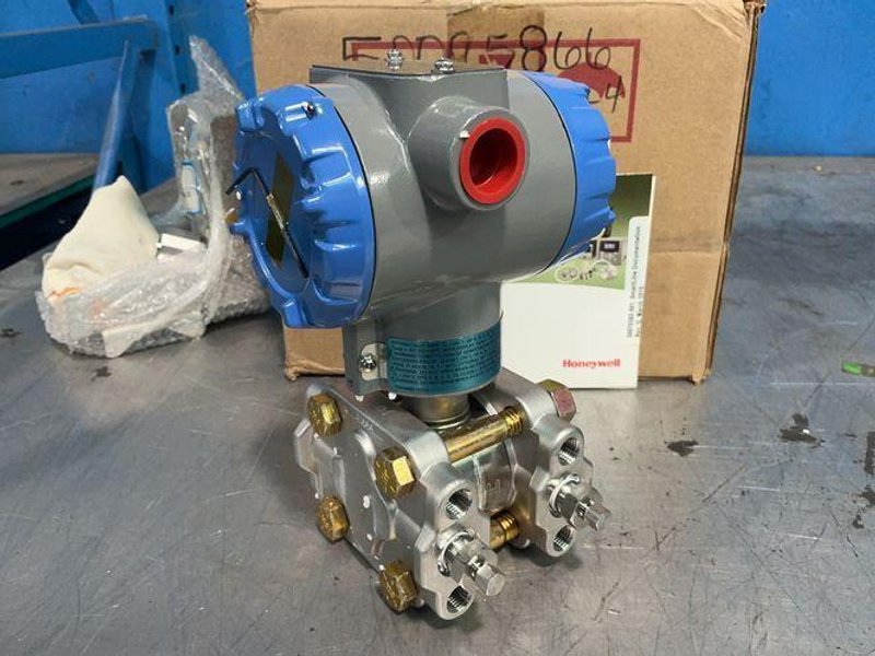Honeywell 4500 Psi Differential Pressure Transmitter - Std720-e1hc4as-1-a-adc-11s-a-20a0-00-0000