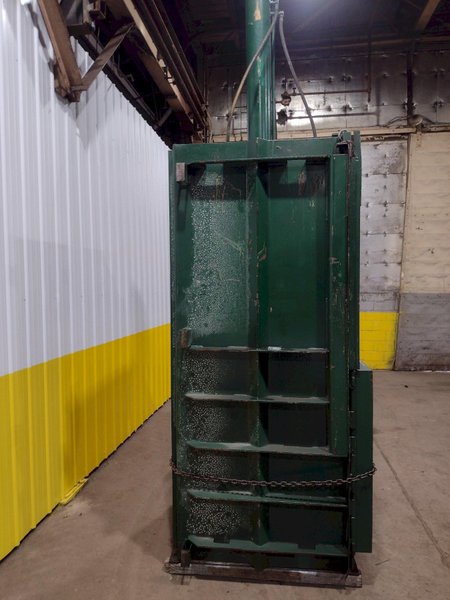 40&quot; X 54&quot; PIQUA SERIES 40 VERTICAL HYDRAULIC PAPER BALER: STOCK #18797