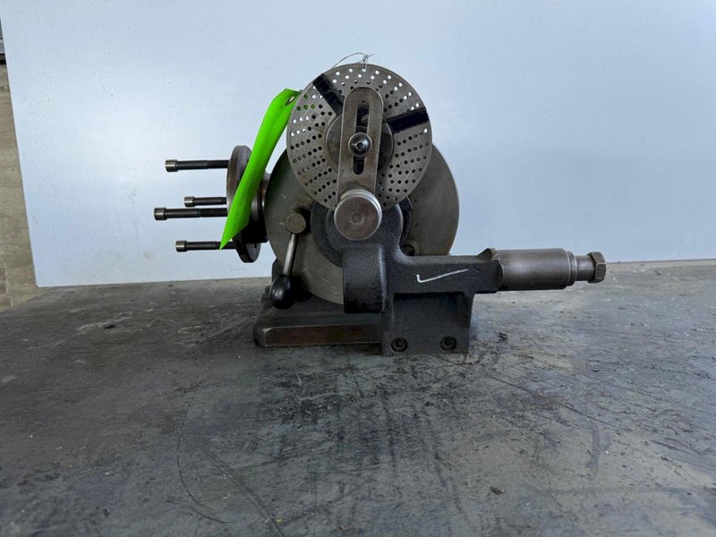 L-W Chuck Co Indexing Dividing head with 1 plate