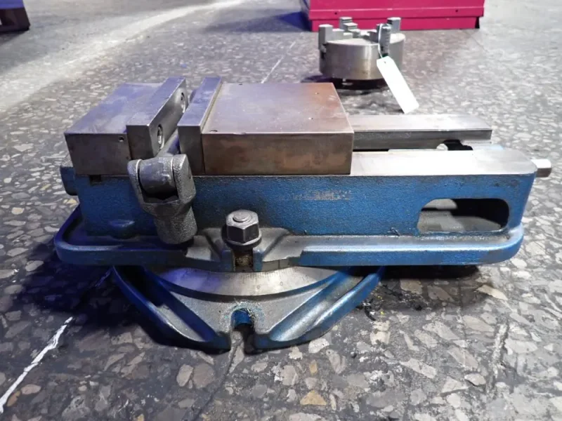 KURT MFG. 6" X 12" VISE  -  D675