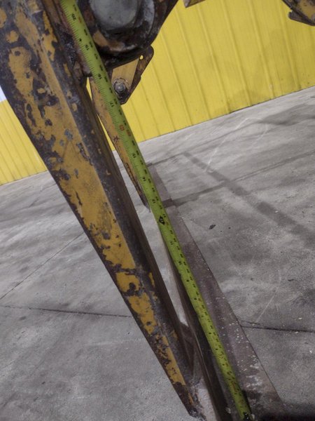 10,000 LBS X 96" CF ADJUSTABLE PLATE &amp; SHEET LIFTER: STOCK #22326