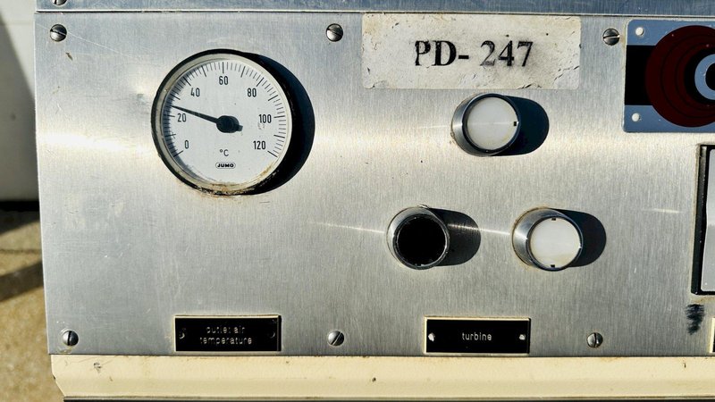 Glatt Air Techniques  |  UNIGLATT Fluid Bed Dryer  |  Size 6