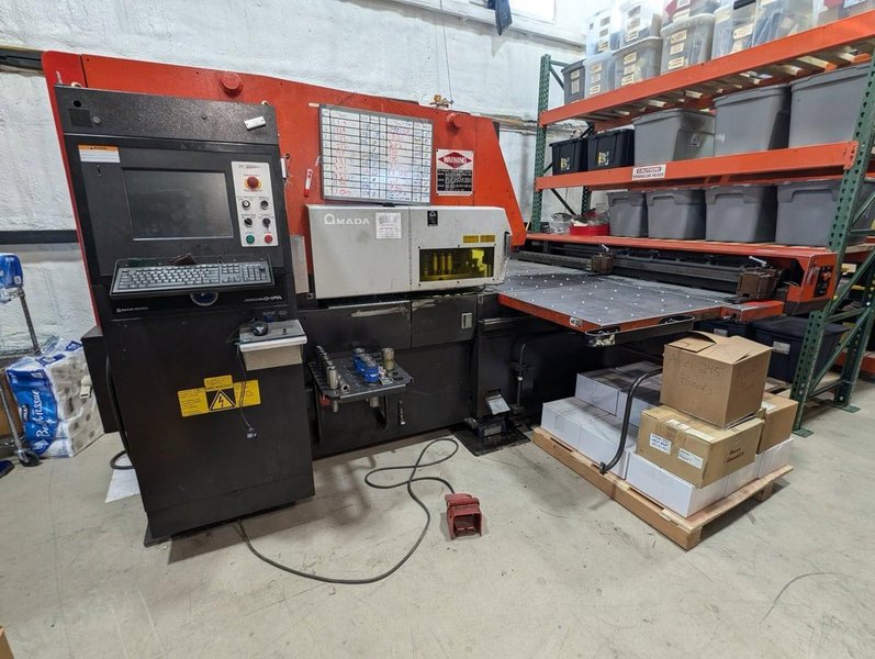 22 Ton Amada Aries 245 CNC Turret Punch, 1994 – Comes With Amada Tool Sharpener