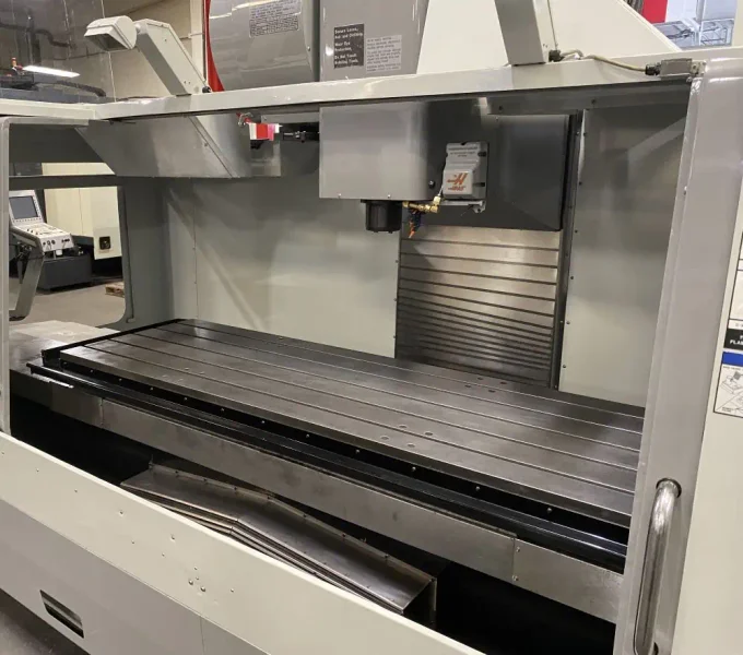 Haas VF-7D/40 CNC Vertical Machining Center – Mill