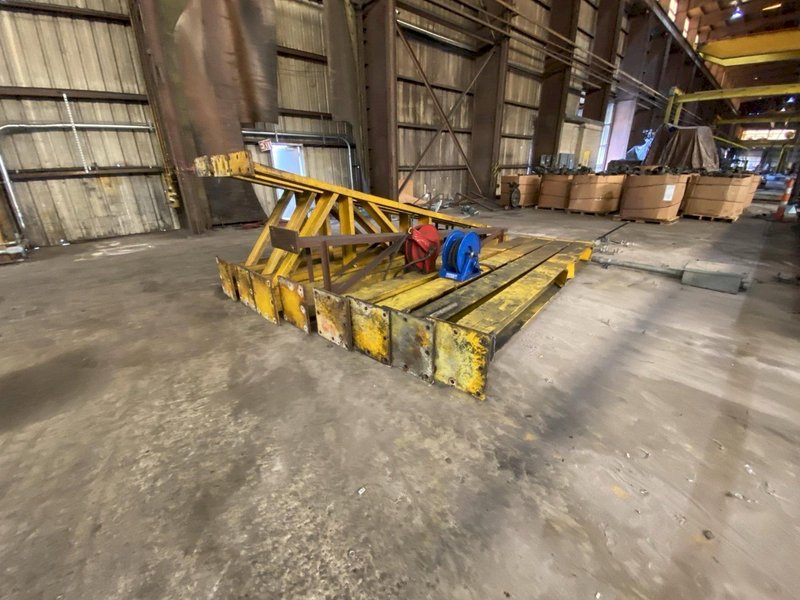 11 TON X 38&#039; PROSERV SINGLE LEG POWERED GANTRY CRANE, NEW 2015: YOBRO #24061