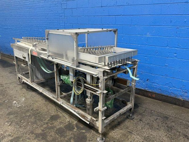 120” X 29” X 6” PACKAGING CONVEYOR