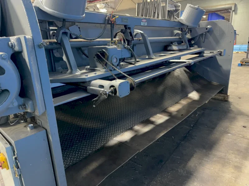 CINCINNATI 3/16" X 144" SHEAR  -  1412