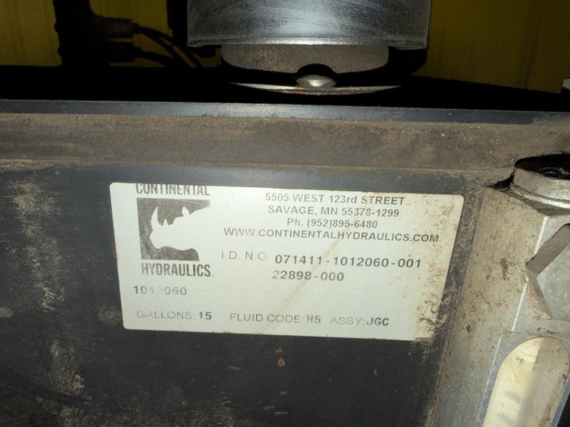 21" X 31" SCOTCHMAN SHA-3121 AUTOMATIC HORIZONTAL MITERING BANDSAW. STOCK # 0114126