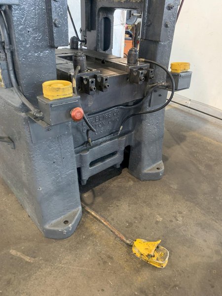 100 TON BLISS S1-100-24-30 STRAIGHT SIDE PRESS. STOCK # 1263020