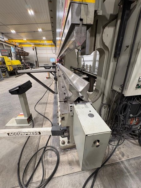 600 ton x 20′ AccurPress 760020 CNC Press Brake, 1999 – w/ upgraded ETS3000