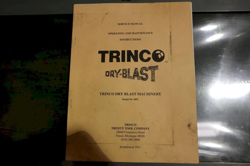 Trinco 36/BP Sand Blast Cabinet with Reclaim Unit, Gun, Gloves, - Auction Item