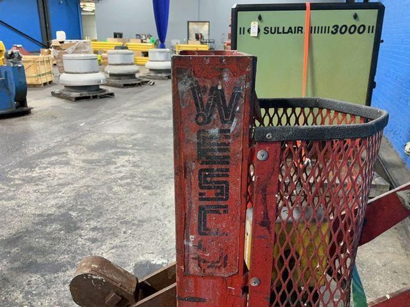 WESCO DRUM LIFT