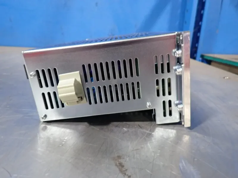 YASKAWA CONVERTER  -  SRDA-C0A12A01A-E