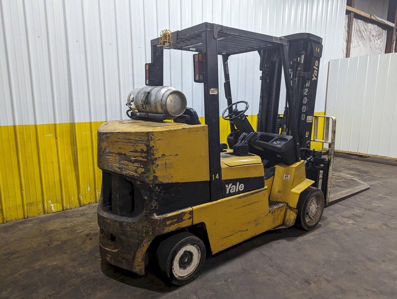 12,000 LBS YALE MODEL #GLC120M LP-GAS FORKLIFT: STOCK #18842