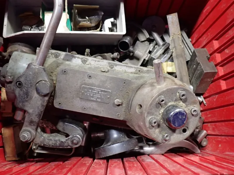 HARDINGE 9" X 23" TURRET LATHE W/ TOOLING  -  DV59