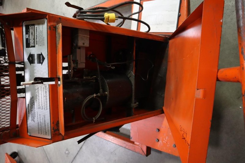 Presto WPS5036-20 Electric Stacker Lift Truck, 2,000# Cap, 36&quot; Lift Height, 42&quot; Forks, 50&quot; Between Outriggers, 12 Volt Battery and Charger- Auction Item