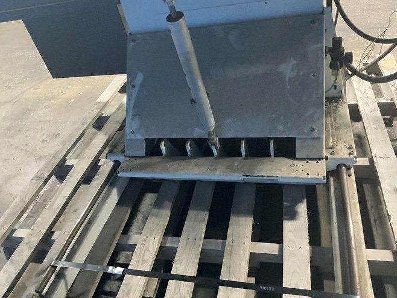 LNS 0.2 KW, 64” QUICK LOAD SERVO S2 MAGAZINE BAR FEEDER  -  Q.L. SERVO S2