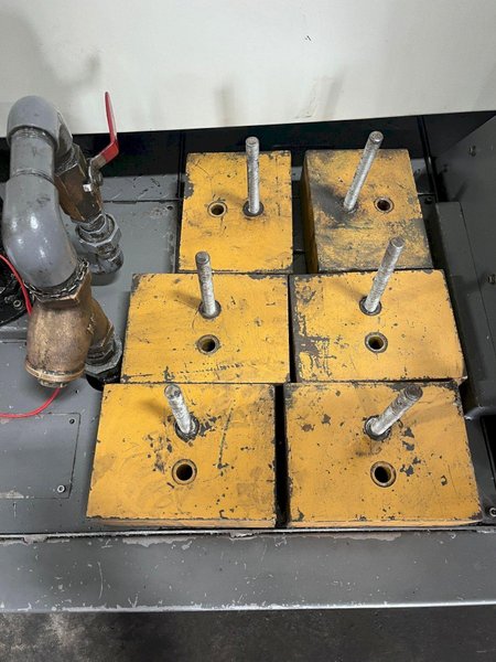 Kitamura MyCenter 3XiF Spark Changer CNC Vertical Mill