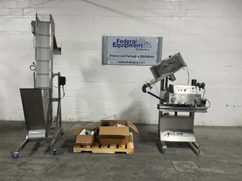 ACCUTEK BOTTLE LIQUID FILLING LINE  -  AVF 10