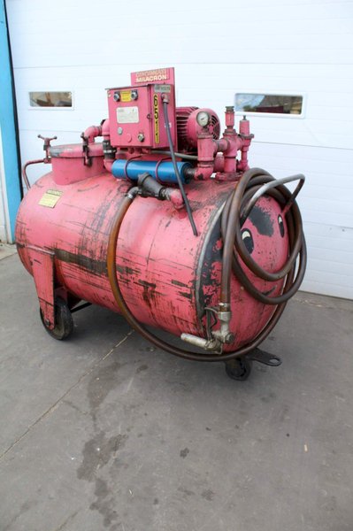 250 GALLON CINCINNATI MILACRON SUMP SUCKER: STOCK #71713