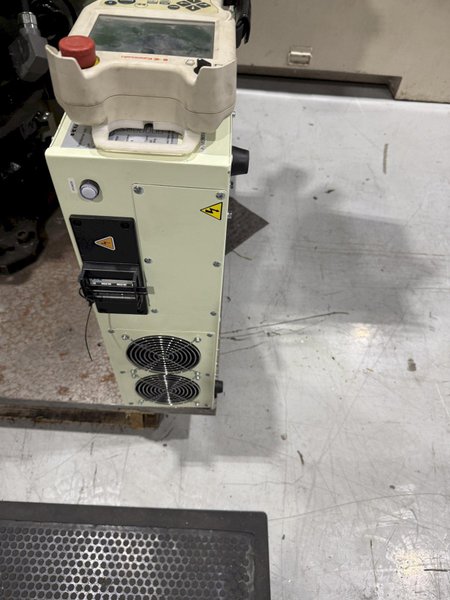 Kawasaki BX200L-C Used CNC Industrial Robot For Sale - 2021