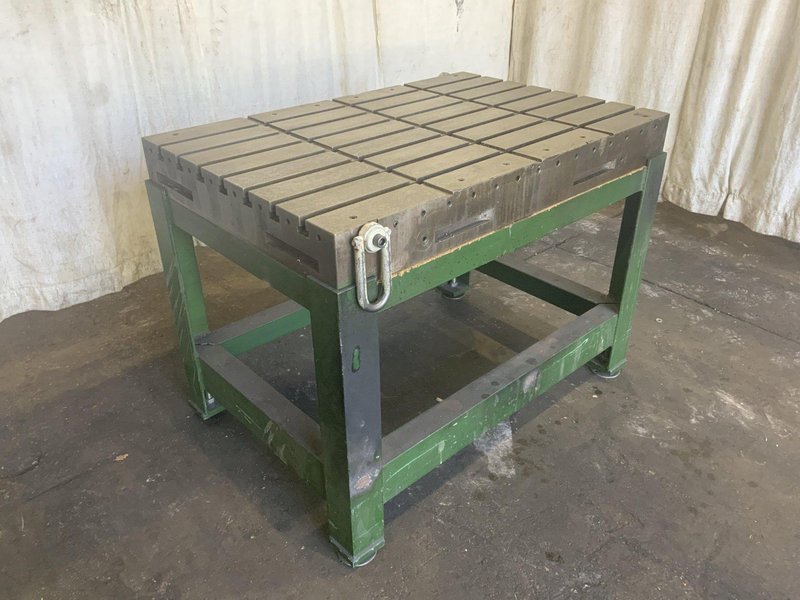 48" X 32" DEVLIEG T SLOTTED TABLE: STOCK #81242