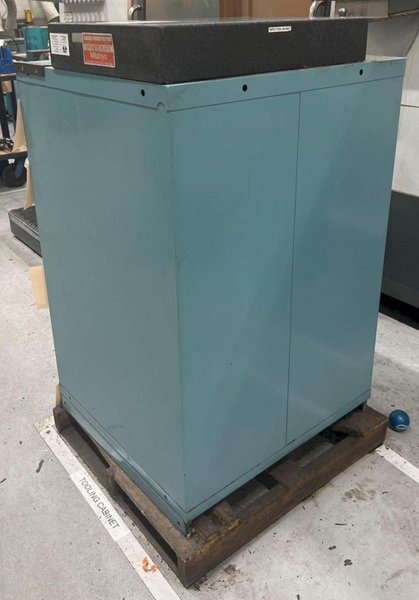 7 DRAWER STANLEY VIDMAR CABINET. STOCK # 0132625.