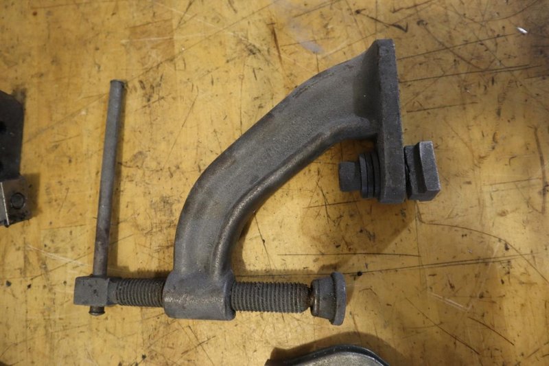 Clamps, Kant Twist, C-Clamp, T-Slot Mounted- Auction Item