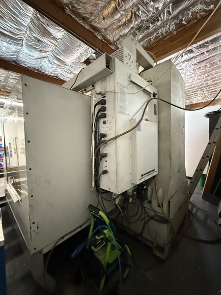 Haas VF-6 VMC, 1997 – 4th Axis Ready, Chip Auger