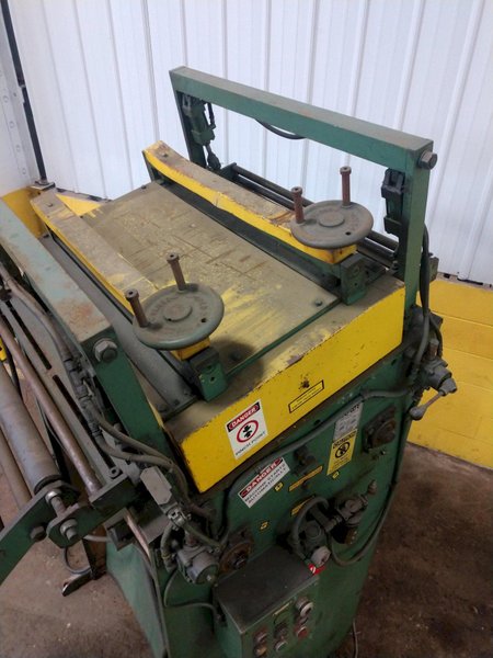 30" WIDE X .065" ROWE 7 ROLL POWERED COIL STRAIGHTENER: STOCK #13903