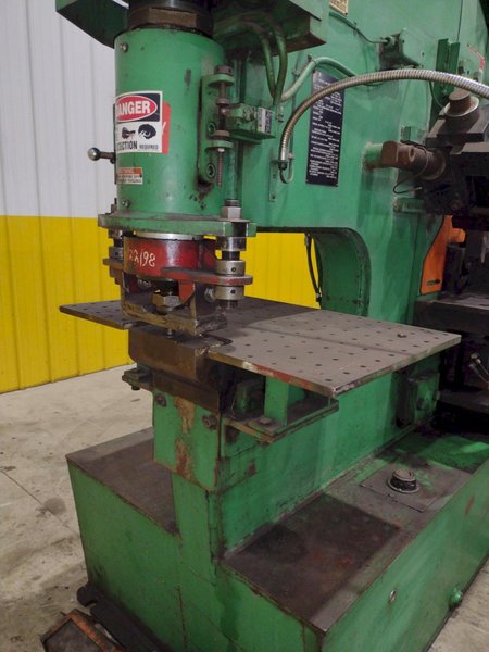 105 TON HILL ACME MODEL #6A HYDRAULIC IRONWORKER W/ CLAMPING: STOCK #22832