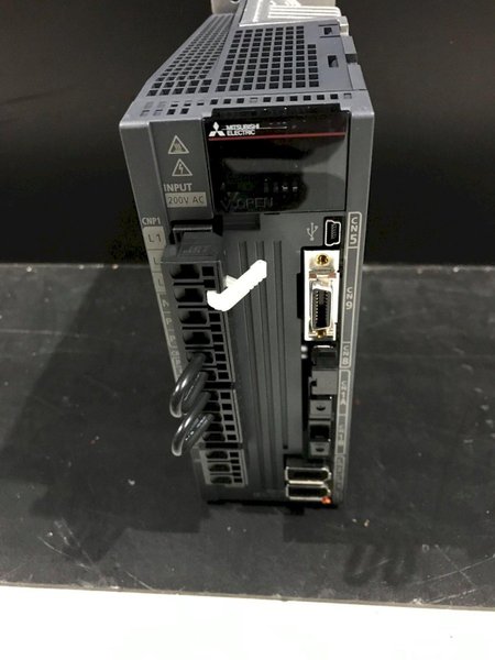 MITSUBISHI MDS-DJ-V1-30 SERVO DRIVE/SERVO CONTROL SUPPLIES NEW