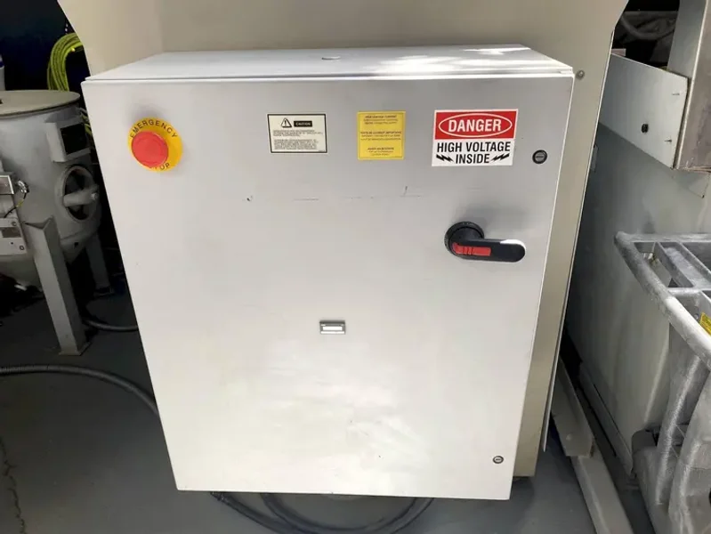 2005 FLOW IFB 4400 | Waterjet Cutters