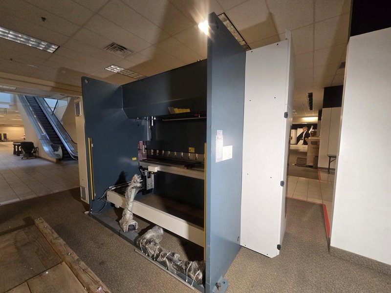 110 Ton x 10′ Durma AD-S 30100 Hydraulic Press Brake, 2022 – 4 Axis Backgauge