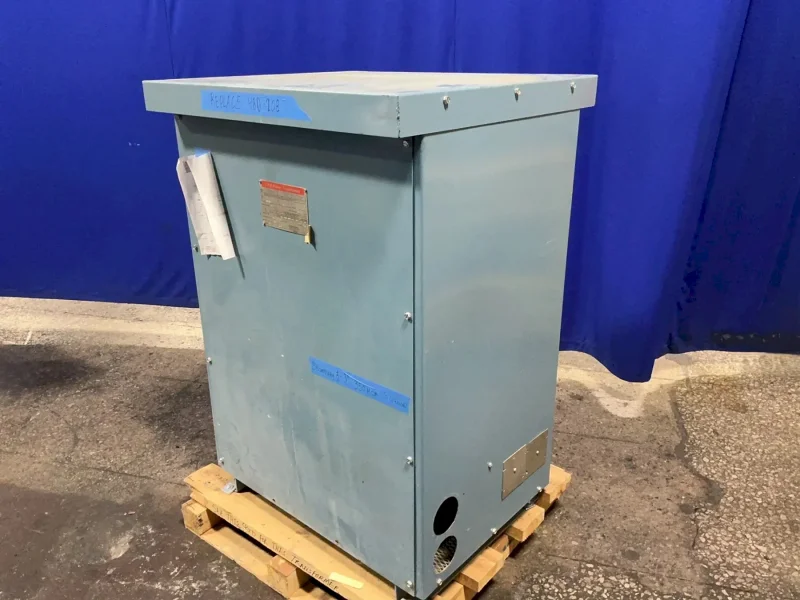 I-T-E POWER 225 KVA TRANSFORMER  -  3F3Y225