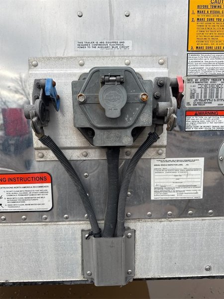 2022 Utility 53x102 1UYVS2536N3476405