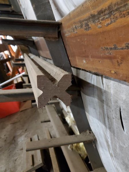 50 Ton x 8′ Cincinnati Press Brake – Tooling Pictured Included