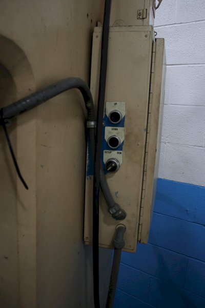 25 TON DENISON HYDRAULIC PRESS: STOCK #76354