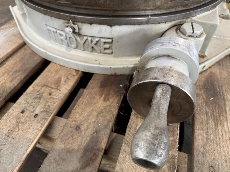 TROYKE R-25, 25&quot; ROTARY TABLE. STOCK # 1272723