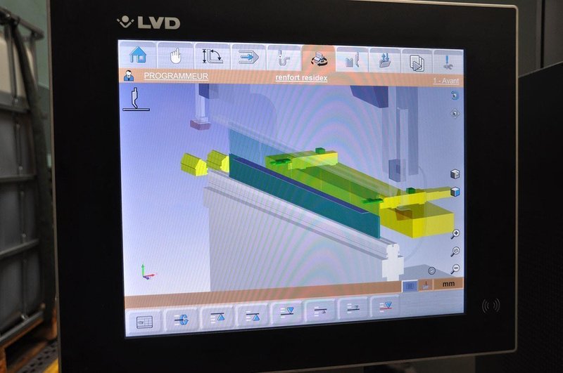 LVD PPEB - 250 ton x 4100 mm CNC