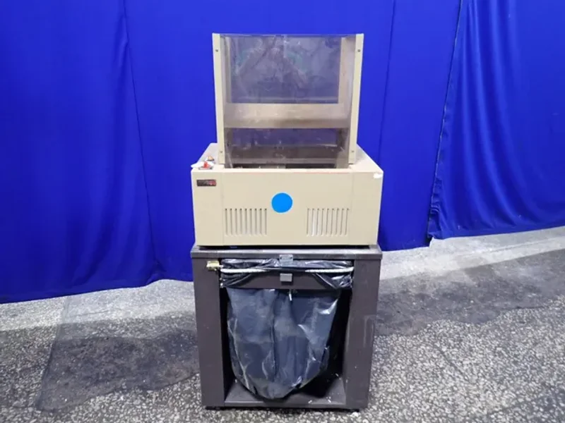 SCHLEICHER &amp; CO 18" X 19" X 26" SHREDDER  -  INTIMUS 444